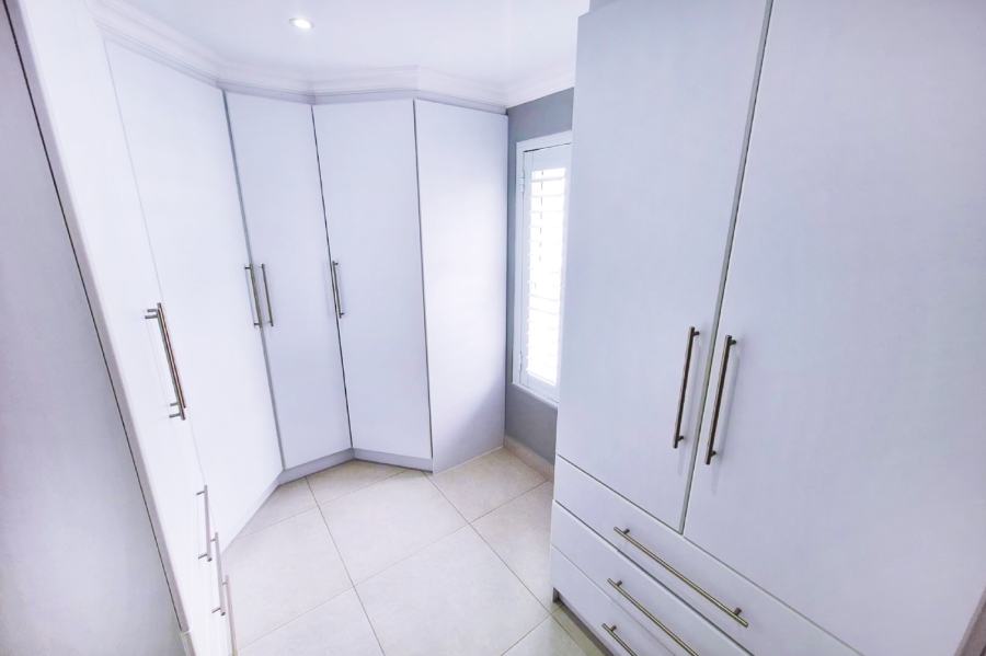 4 Bedroom Property for Sale in Marina Martinique Eastern Cape